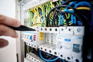 Alpha Tec - Ηλεκτρολογικές εγκαταστάσεις Οικιών - Καταστημάτων